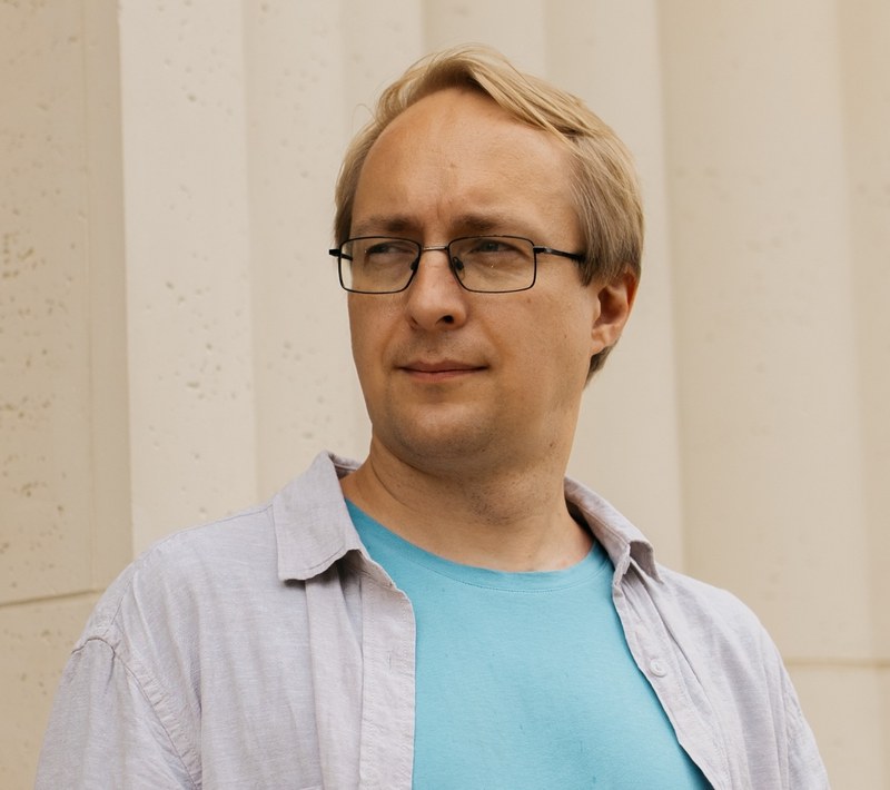 Александр Петров